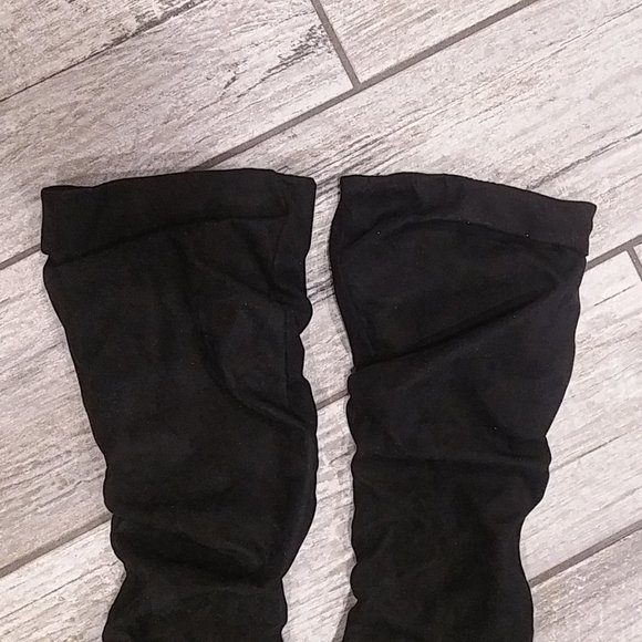 Women's Slouchy Boots With Pointy Toe - Color Black - Picture 16 of 16